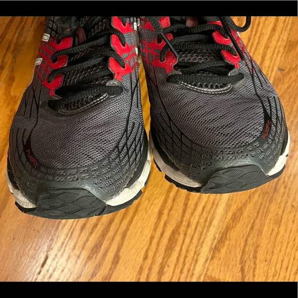 Asics Lightweight Running Shoe, Gray - Picture 3 of 5